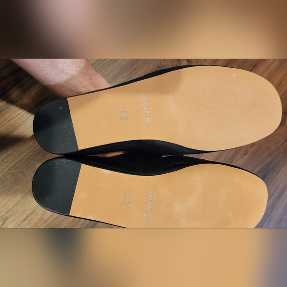 Women's Vince Davis Black Leather Slip-On Loafers size 7.5 - Picture 10 of 11